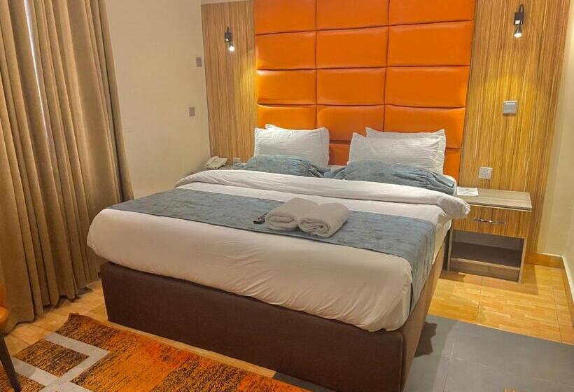 Deluxe Suite King Bed, Box Residence