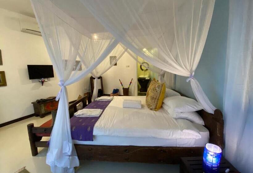 Номер Стандарт, Jafferji Beach Retreat