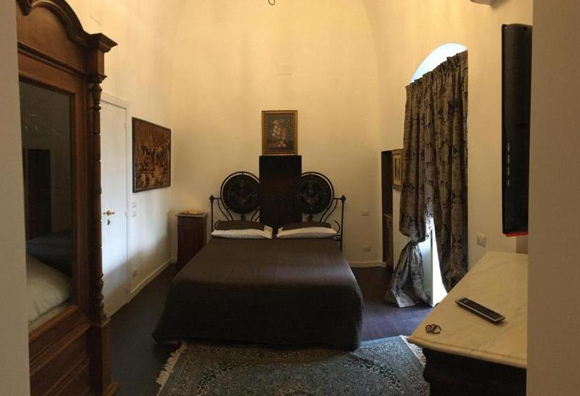 Номер Стандарт, Palace B&b