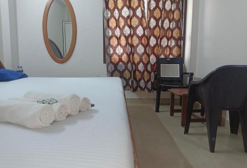 豪华房间, Sree Balaji Hotel   Lodge