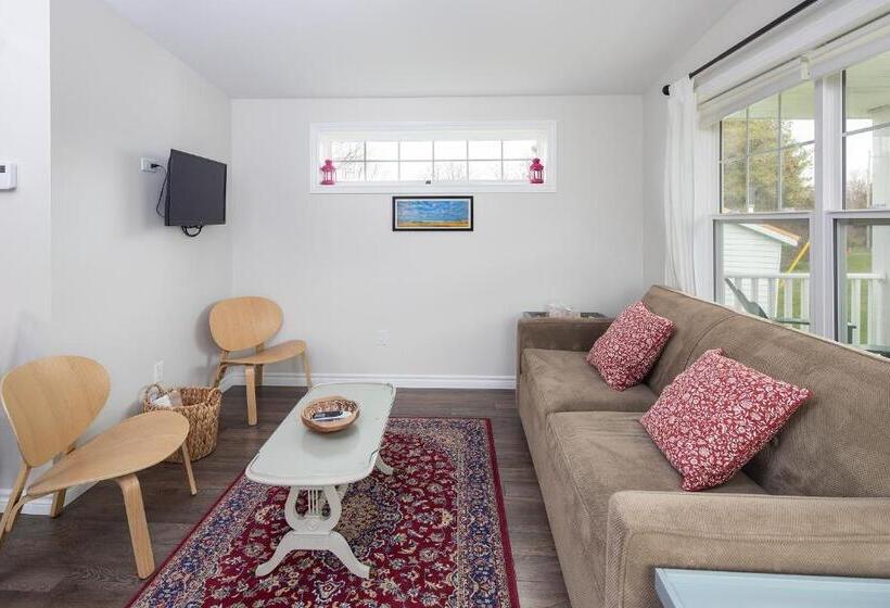 Дом 1 Спальня, Fossil Farms Oceanside Retreat