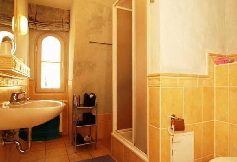 1 Bedroom Apartment Lake View, Unter Den Kolonnaden 13