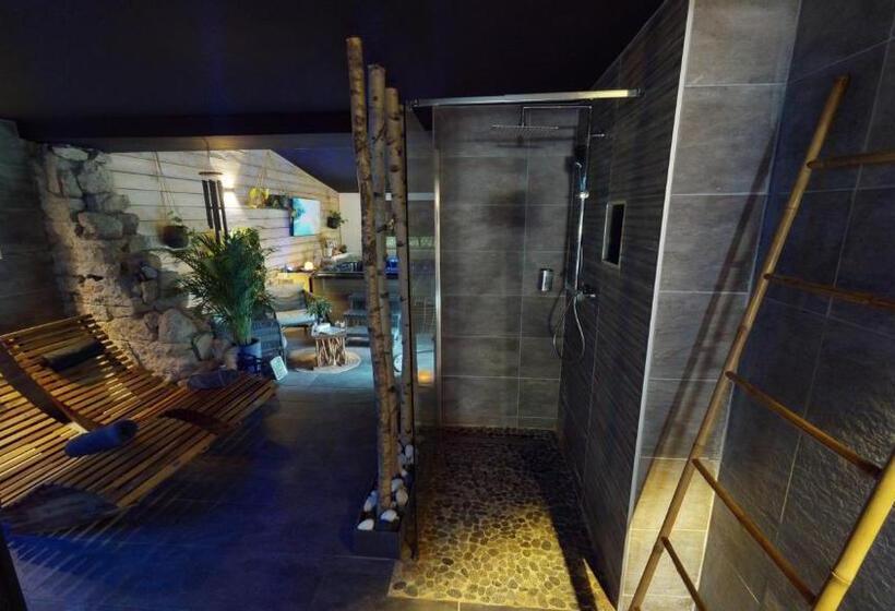 Семейный Номер, Cabane Indiana   Spa Du Souffle Du Saule
