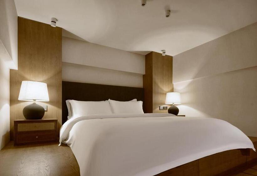 اتاق لوکس, Vintage Attic Hotel Of Chongqing
