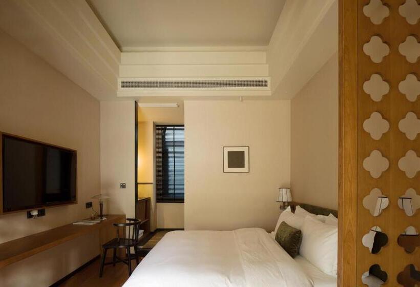 اتاق استاندارد با تخت بزرگ, Vintage Attic Hotel Of Chongqing