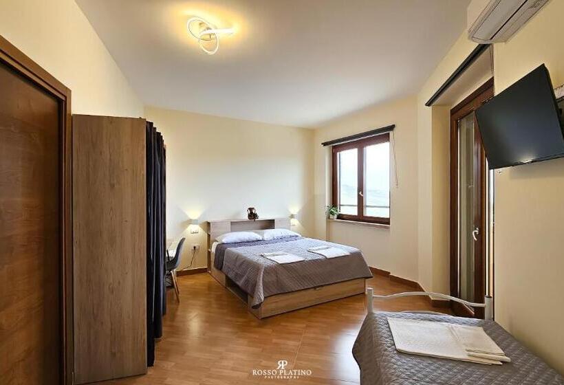 オーシャンビューのデラックストリプルルーム, Agriturismo Il Tratturo B&b