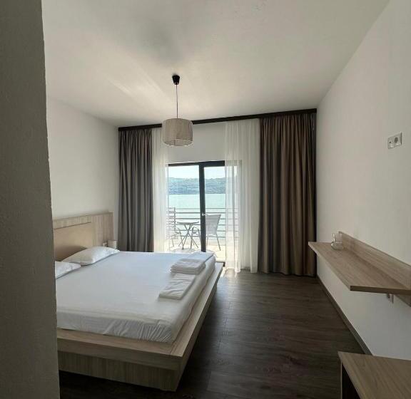 스탠다드 룸, Pensiunea Casa Viselor