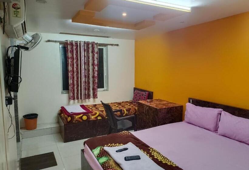 חדר דלוקס, Octave Hotel Sai Shine Inn