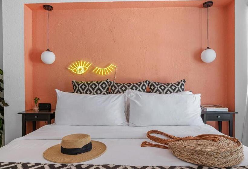 ویلای یک اتاق خوابه با استخر شنا, 11br Designer Villa Poolside Dntwn Ps Sleeps 30