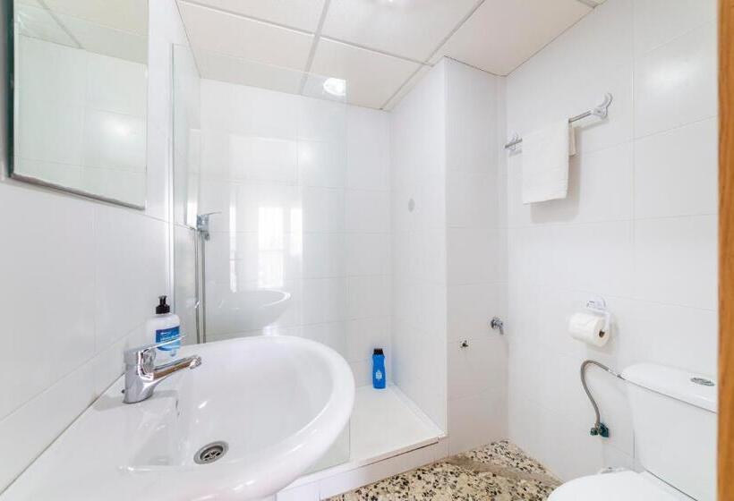 اتاق لوکس, Hostal Moya