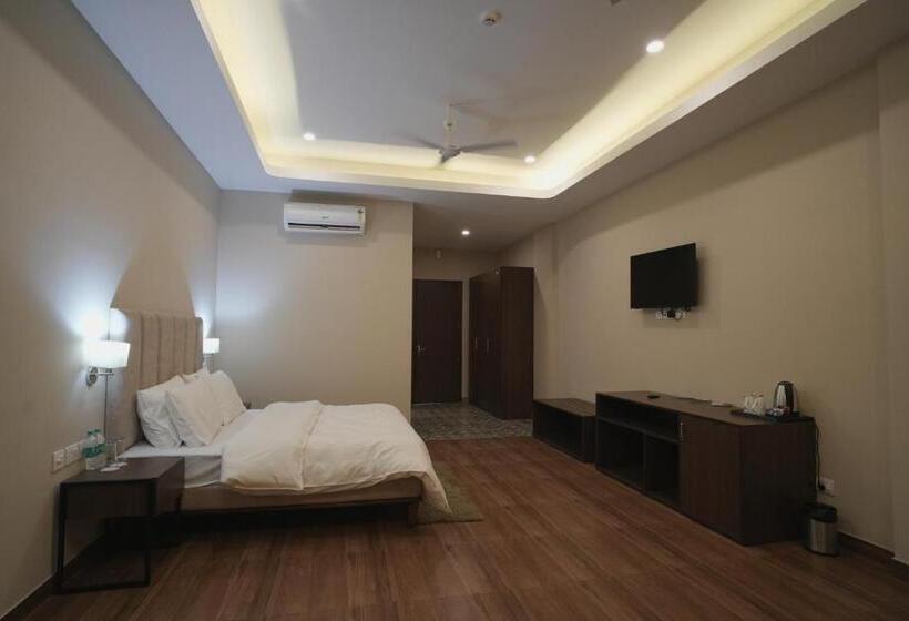 Номер Deluxe, Tdi Club Retreat Sector 110