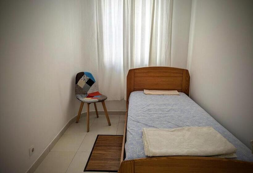 اتاق استاندارد یک تخته با سرویس بهداشتی مشترک, Casa Estrela   Sea & Art Guesthouse