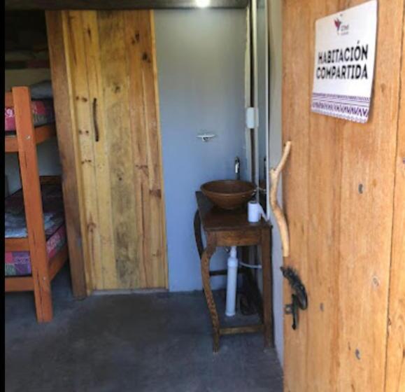 חדר סטנדרט לארבעה, Casa Qinti Hostel
