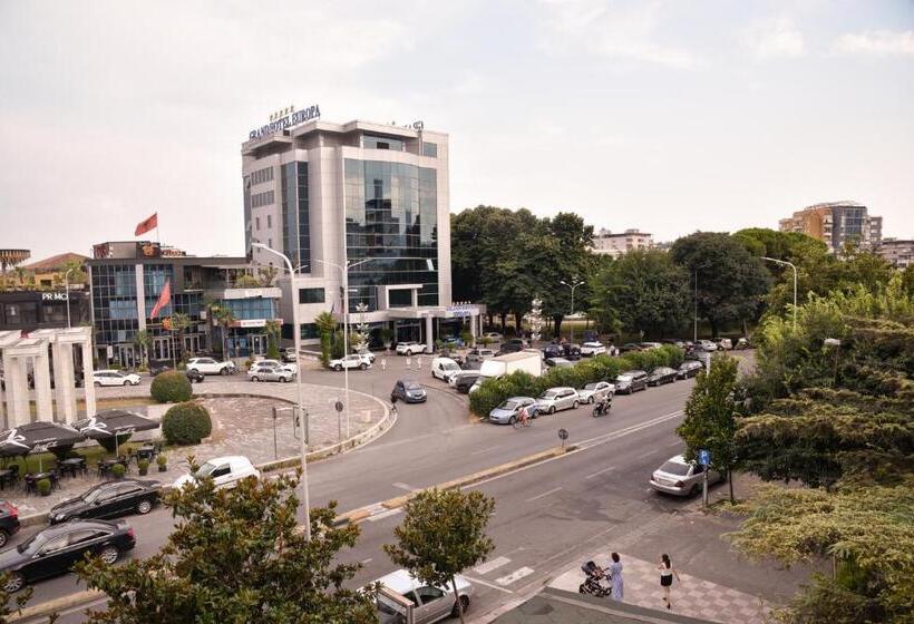 اتاق استاندارد سه تخته با بالکن, City Center