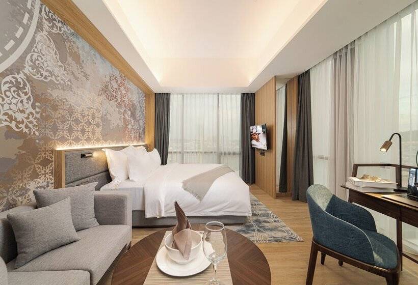 Студия Премиум, Oakwood Hotel & Apartments Grand Batam