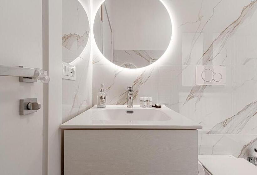 Номер Стандарт, Global Central Suites