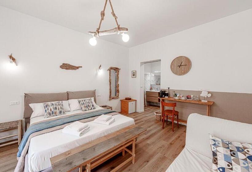 Номер Deluxe, Global Central Suites