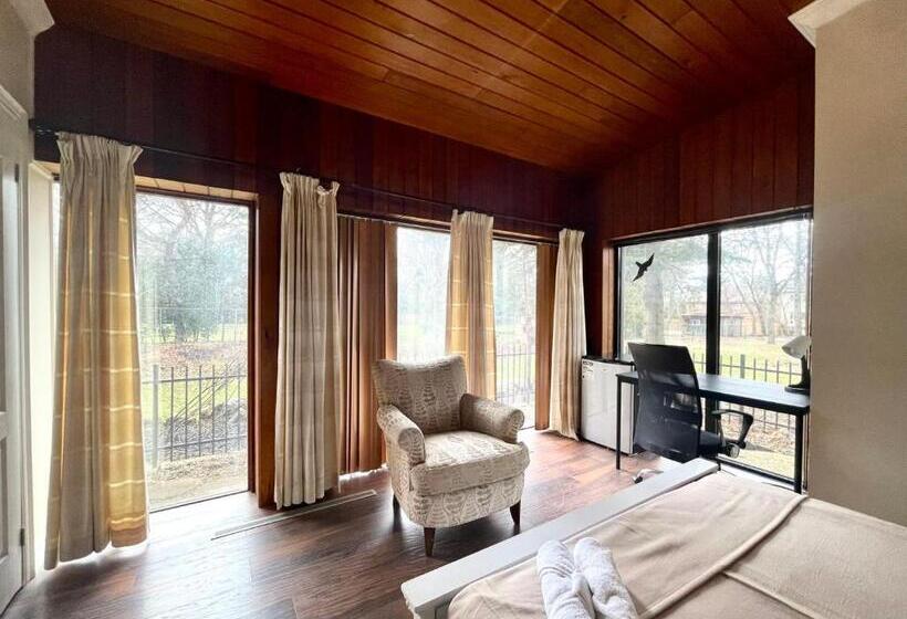 Номер Стандарт, Vihome 368  Quiet House Near Bayview Village And Subway