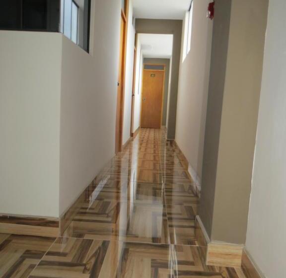 Апартаменты Deluxe 3 Спальни, Departamento Hospedaje El Rinconcito Ii 100m2, 3hab, 4baños, Sala, Comedor, Cocina