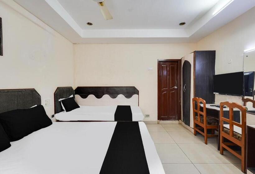 Номер Стандарт, Super Hotel O Park Town Near Nehru Stadium