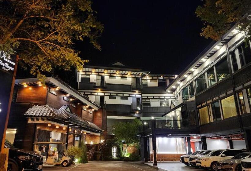 سوییت, Tangyue Resort
