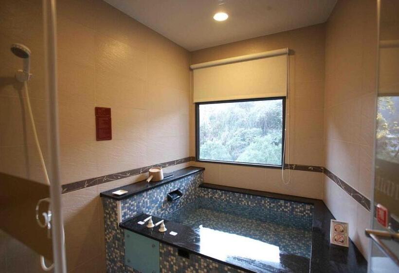 سوییت خانوادگی, Tangyue Resort