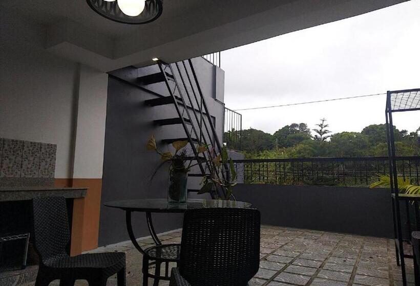 디럭스 룸, Jil S Apartelle