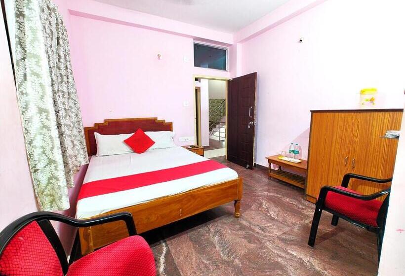 اتاق لوکس, Planet 9 Near Sea Beach Puri   Wonderfull Stay With Excellent Hospitality Awarded