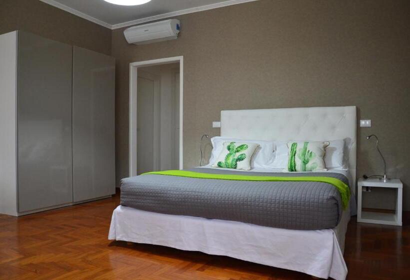 اتاق لوکس با تخت بزرگ, Acque Del Velino B&b