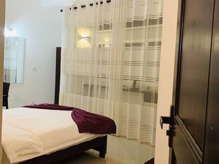 Трехместный Номер Базовый, Lavenro Hotel & Resort