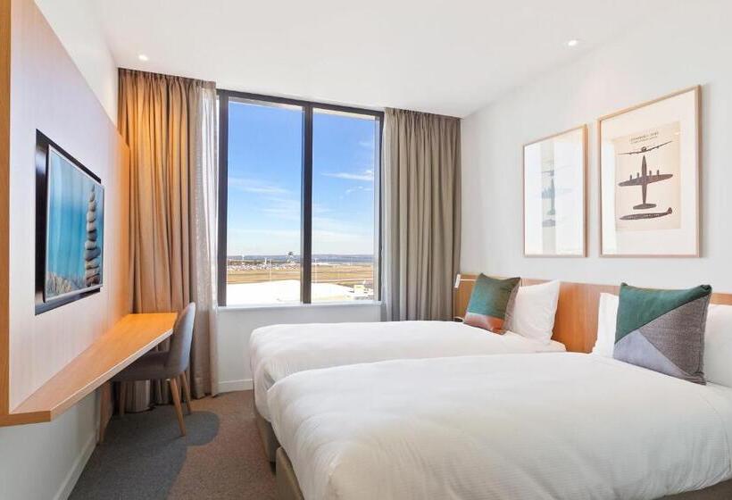 带大床的标准工作室, Mantra Hotel At Sydney Airport