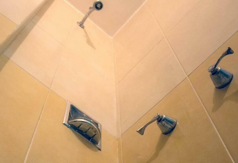 سوییت جونیور, Autohotel Ilussion