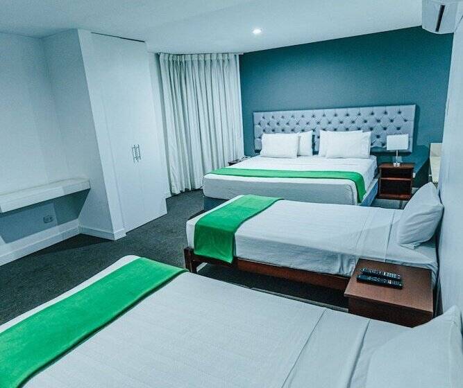اتاق استاندارد چهار تخته, Hacienda Lima Norte