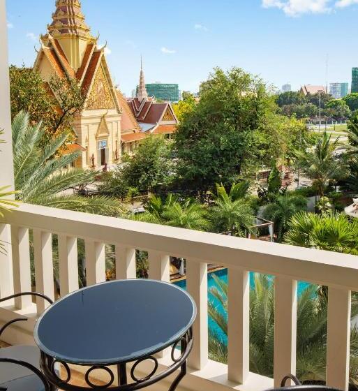 Королевский Люкс, Palace Gate Hotel & Resort By Ehm
