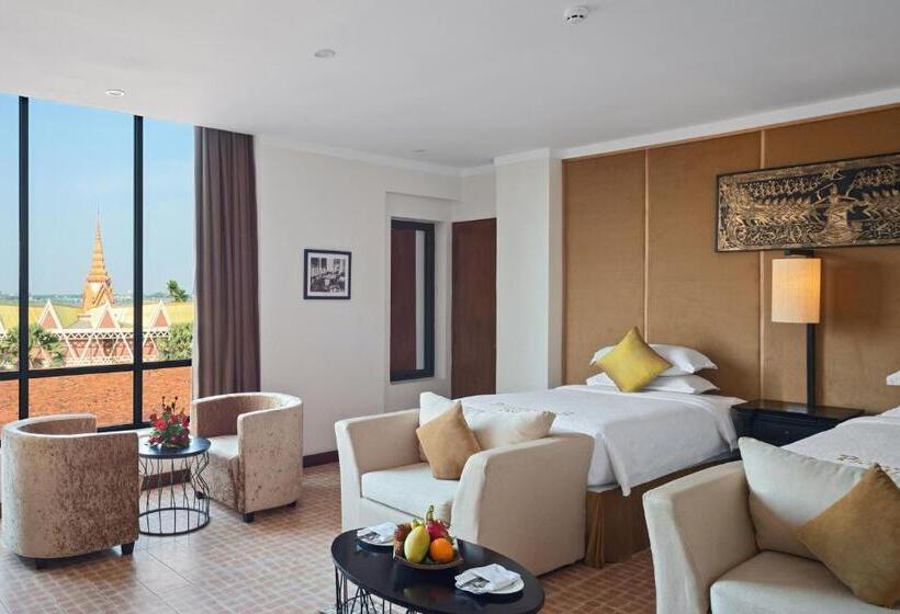 ロイヤルルーム, Palace Gate Hotel & Resort By Ehm