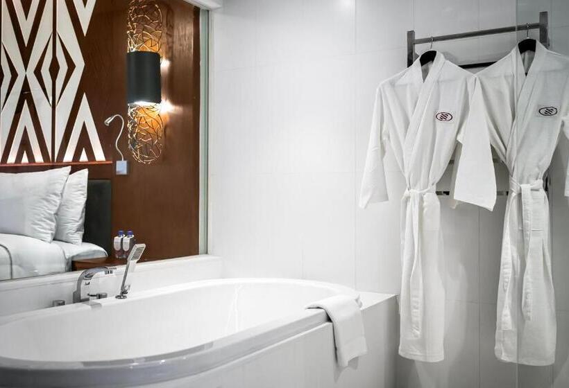 바다 전망 스위트, Crowne Plaza Fiji Nadi Bay Resort & Spa, An Ihg