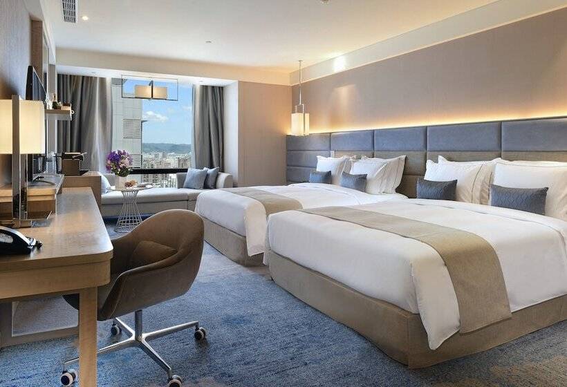 اتاق سوپریور چهار تخته, Caesar Park Hotel Banqiao