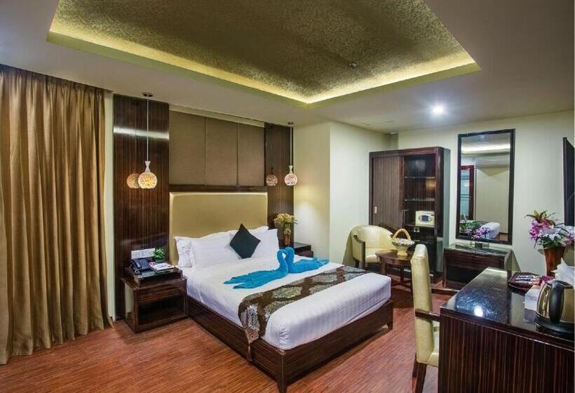 اتاق لوکس, Noorjahan Grand