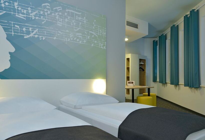 Номер Стандарт, B&b Hotel Halle