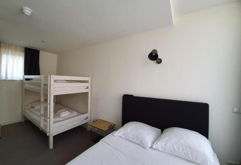Quarto Familiar, Heye 130