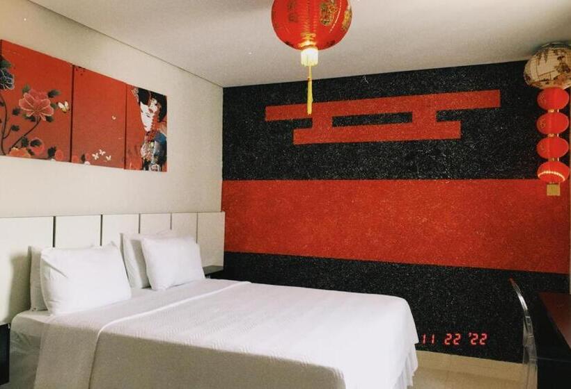 스위트, Pak Suites