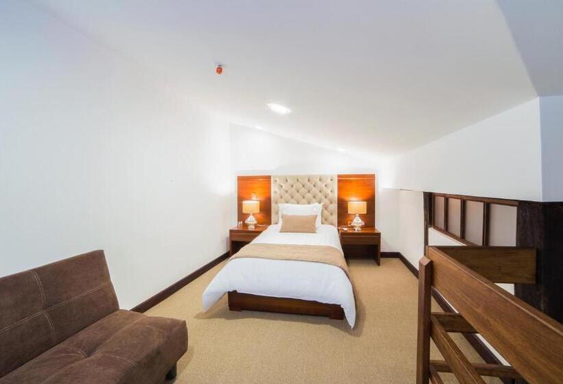Номер Стандарт Трехместный, Felicia Hotel & Suites