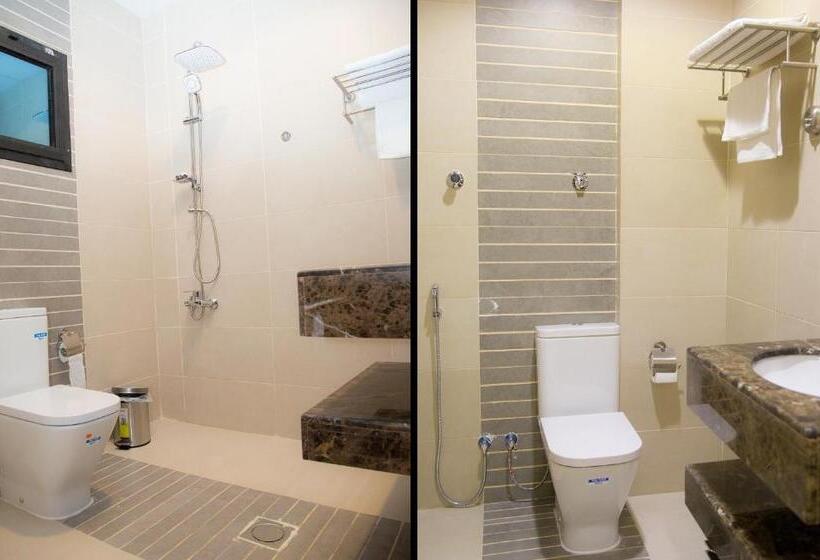 מיטת קינג בסוויטה, Rama Yanbu Hotel Suite