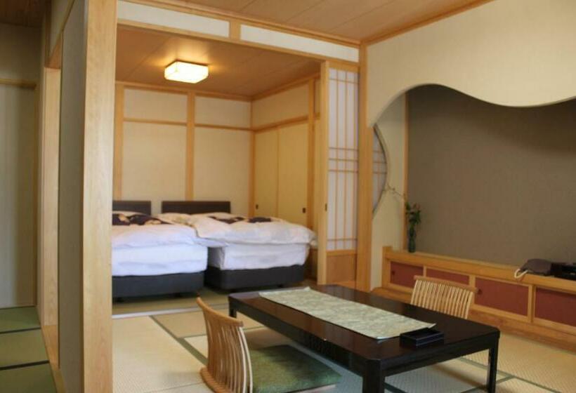 Люкс с Террасой, Hanaichi