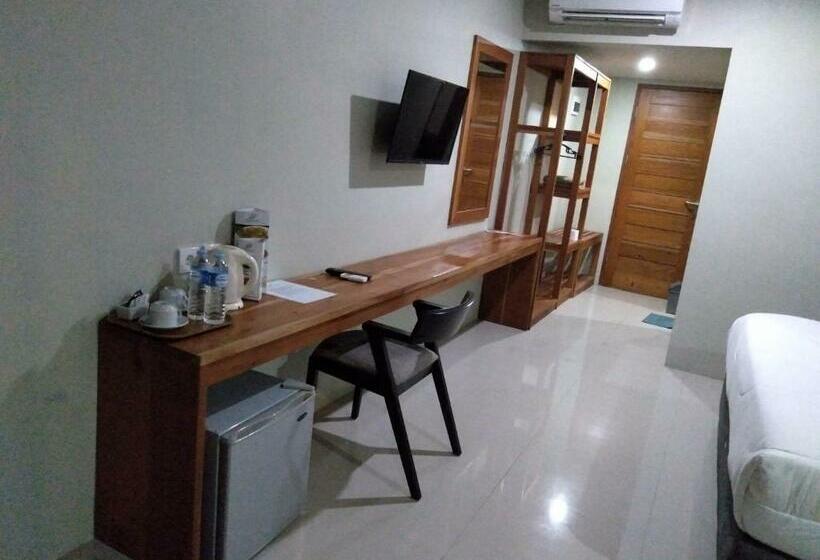 غرفة ديلوكس سرير كينج, Hastina Hotel Lombok