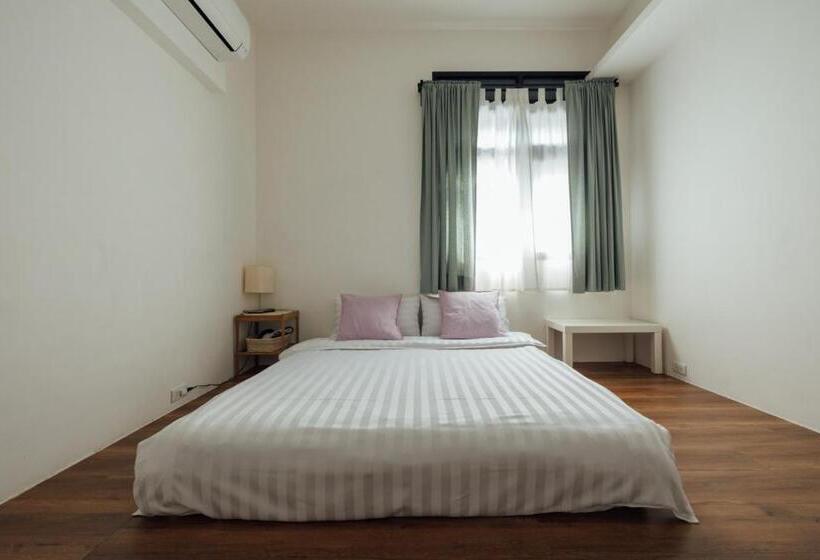 اتاق استاندارد, 5963 Turn Right B&b