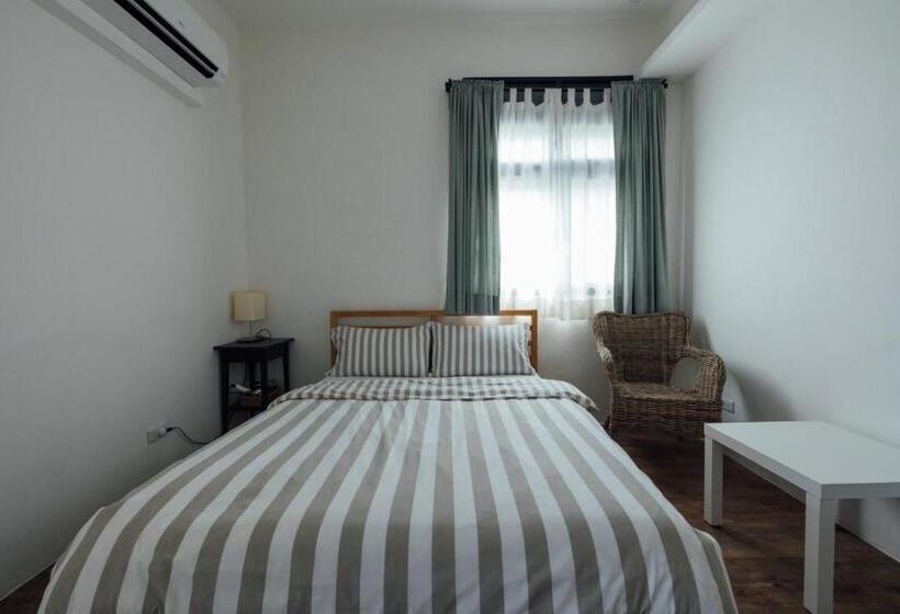 اتاق استاندارد, 5963 Turn Right B&b