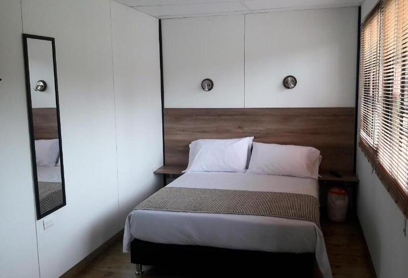 Номер Стандарт, Star Center Hotel Boutique, Centro De Entrenamiento Deportivo Y Conveniencias A Dos Pasos Del Aeropu