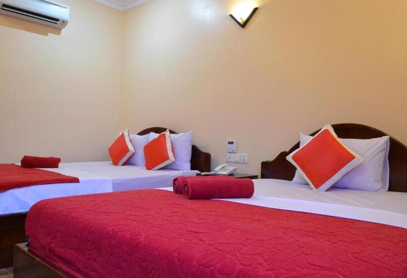 غرفة قياسية, Capital Battambang