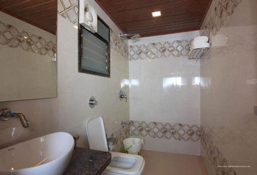 اتاق لوکس, Highland Resort